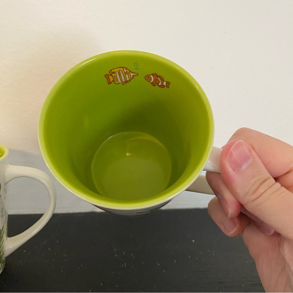 Starbucks 2010 Set of 2 Mugs Under the Sea - Picture 4 of 9